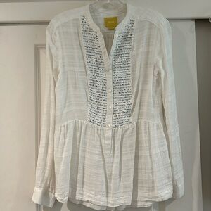 Cute casual top with jeans